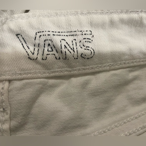 Vans Vintage Mini White Denim Shorts with Raw Hem Junior Size 7/ Adult Small - Picture 5 of 8